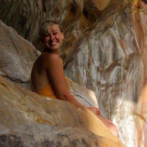 Meet your Posher, Danielle